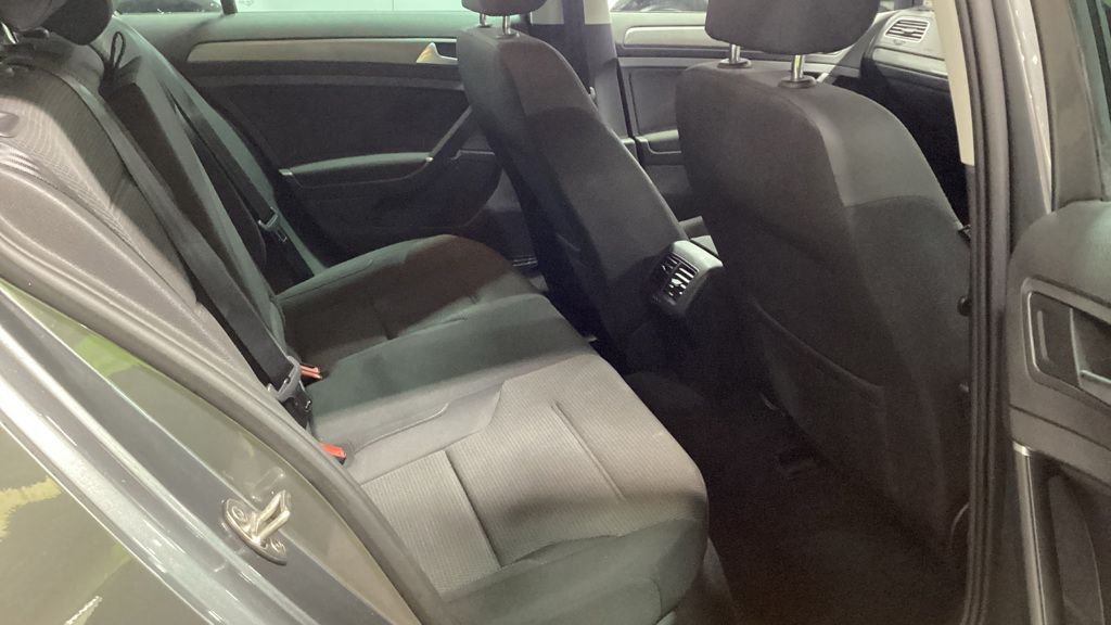 Used Volkswagen Golf 2019 for sale - 77821236: Photo 7