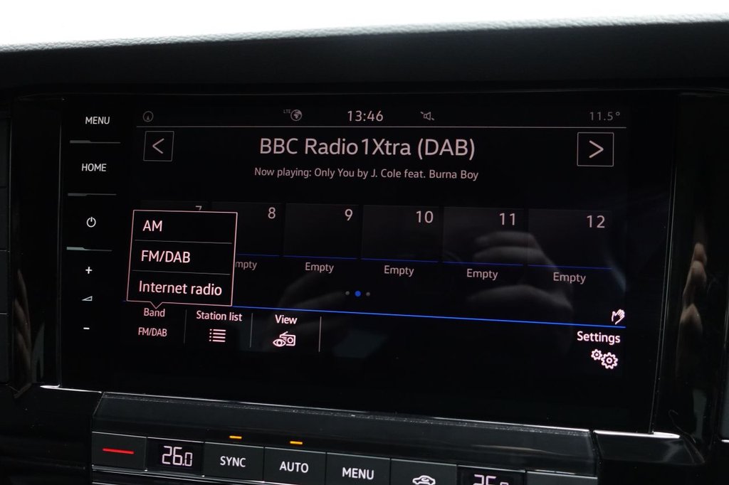 Used Volkswagen Touareg 2018 for sale - 77341924: Photo 26