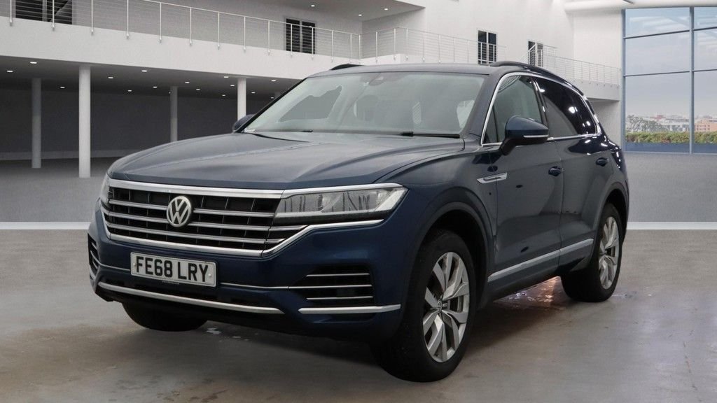 Used Volkswagen Touareg 2018 for sale - 77341924: Photo 3