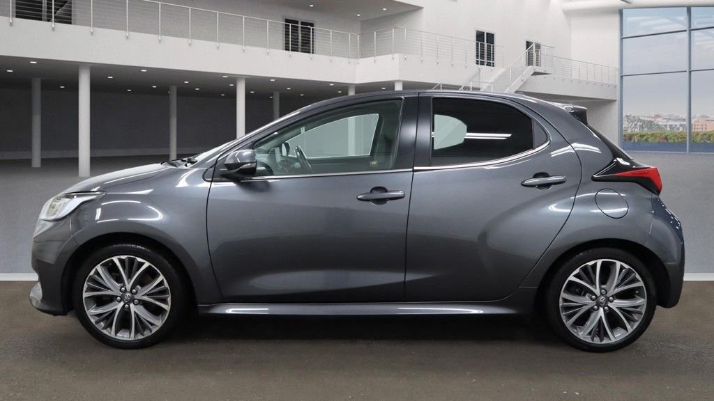 Used Toyota Yaris 2022 for sale - 76617528: Photo 11