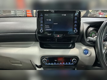 Used Toyota Yaris 2022 for sale - 76617528: Photo