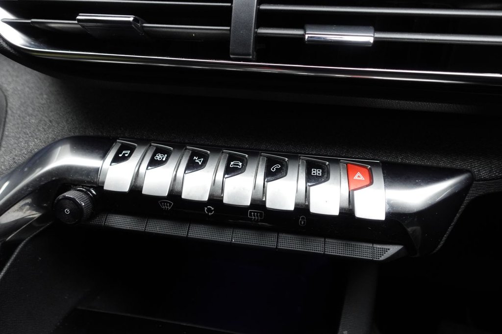 Used Peugeot 5008 2020 for sale - 77227434: Photo 29