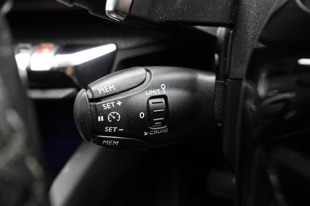 Used Peugeot 5008 2020 for sale - 77227434: Photo 41