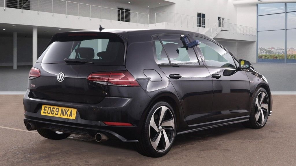 Used Volkswagen Golf 2019 for sale - 77880255: Photo 5