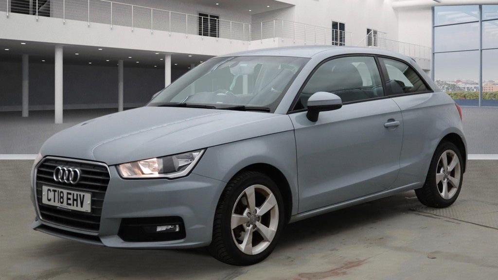 Used Audi A1 2018 for sale - 77779976: Photo 2