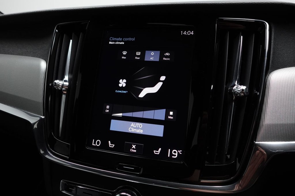 Used Volvo V90 2018 for sale - 76048368: Photo 44