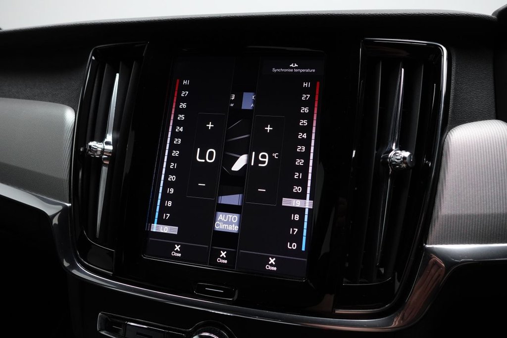 Used Volvo V90 2018 for sale - 76048368: Photo 45