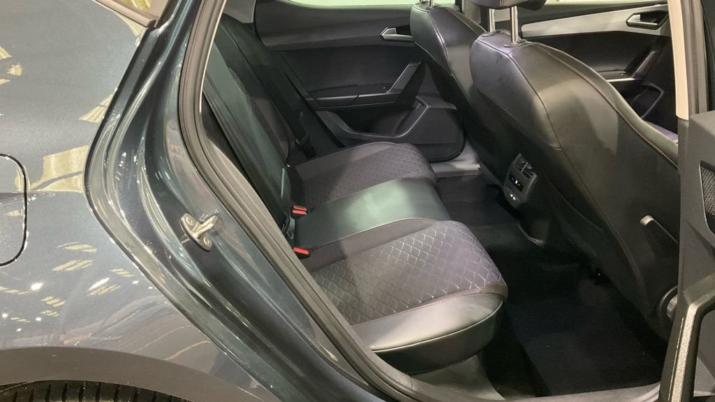 Used SEAT Leon 2021 for sale - 77227327: Photo 8