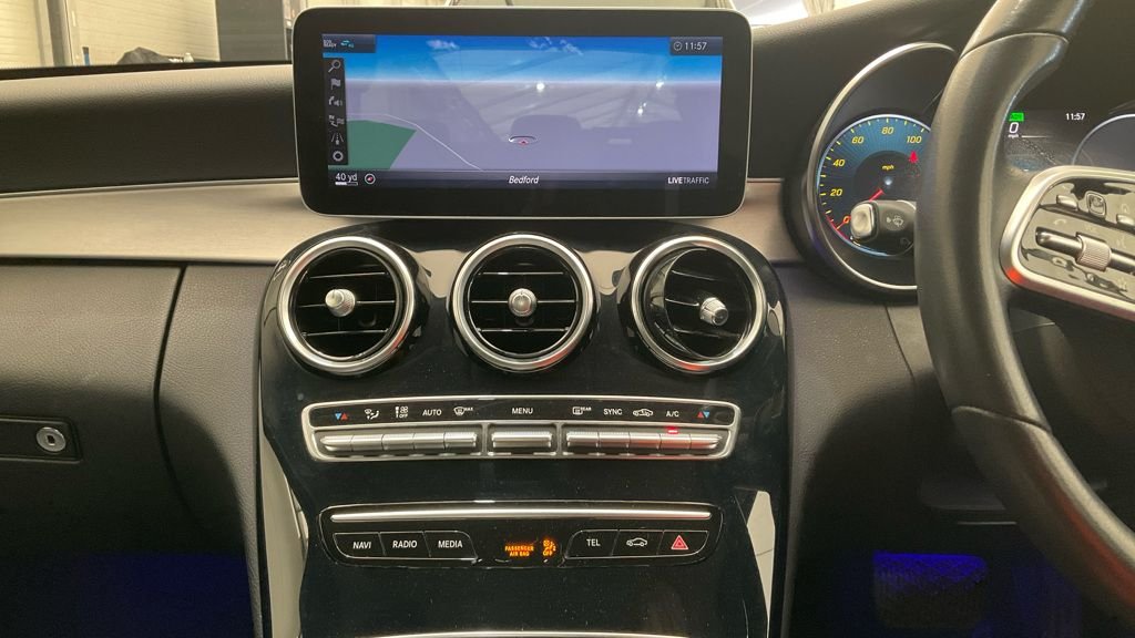 Used Mercedes-Benz C Class 2020 for sale - 78167386: Photo 2