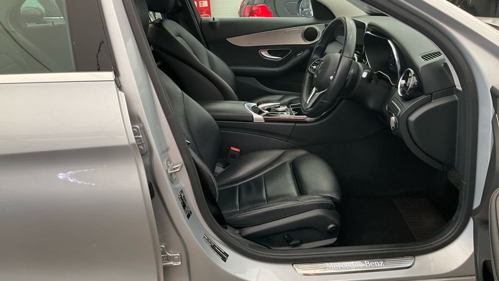 Used Mercedes-Benz C Class 2020 for sale - 78167386: Photo 3