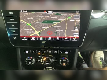 Used Skoda Superb 2018 for sale - 75573005: Photo