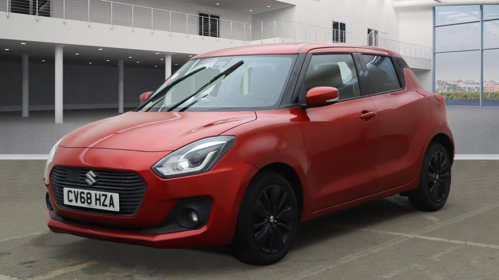 Used Suzuki Swift 2018 for sale - 77507921: Photo 3