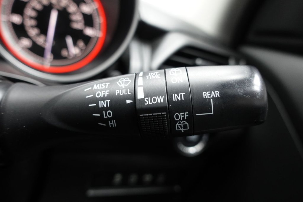 Used Suzuki Swift 2018 for sale - 77507921: Photo 35