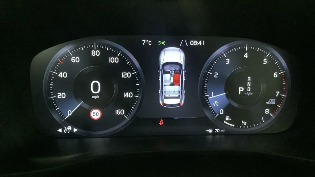 Used Volvo XC40 2018 for sale - 77427941: Photo 4