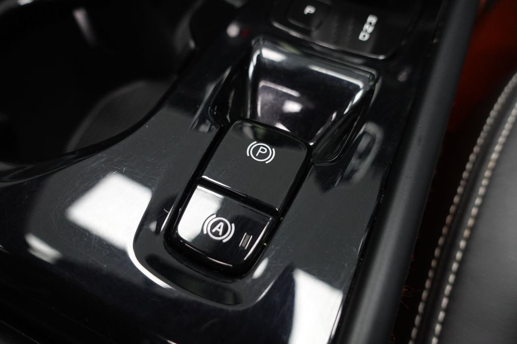 Used Volvo XC40 2018 for sale - 77427941: Photo 41