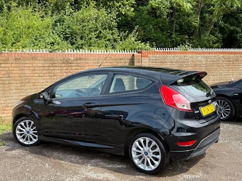 Used Ford Fiesta 2014 for sale - 76082702: Photo 3