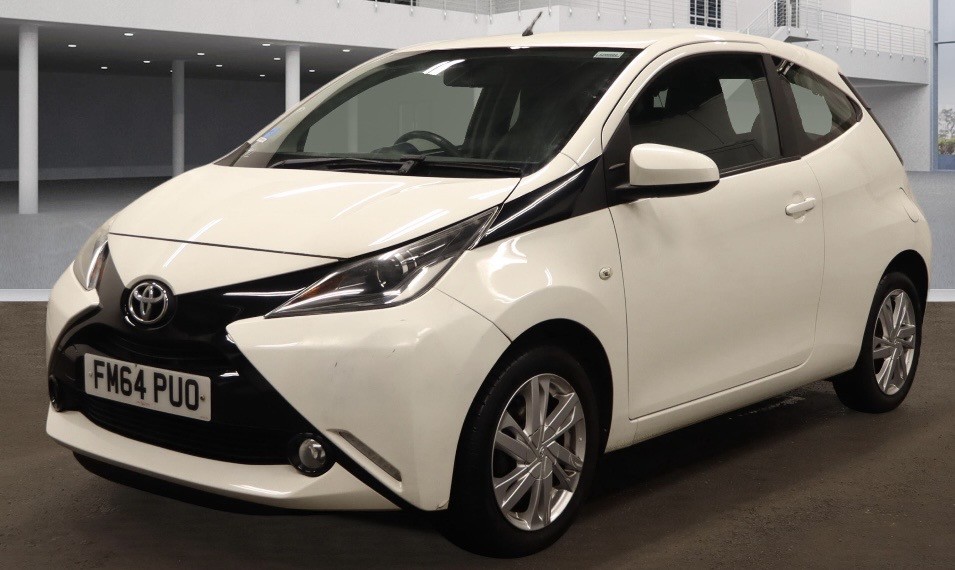 Used Toyota AYGO 2015 for sale - 77548287: Photo 2