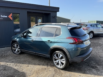 Used Peugeot 2008 2018 for sale - 76211796: Photo 2