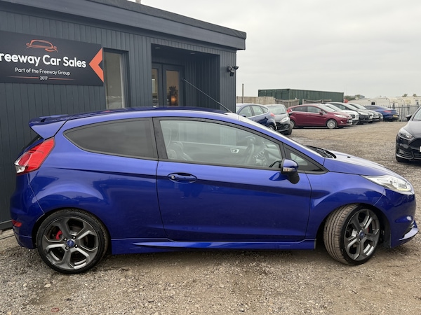 Used Ford Fiesta 2015 for sale - 76211788: Photo 3