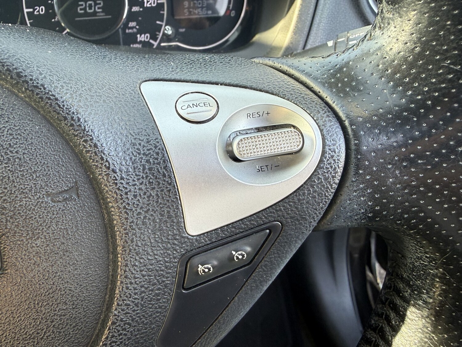 Used Nissan Note 2014 for sale - 77766318: Photo 15