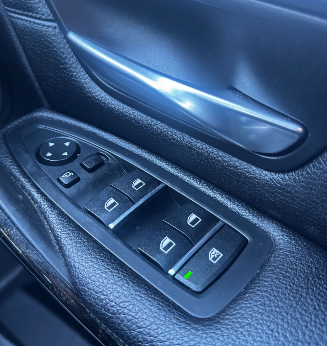 Used BMW 3 Series 2017 for sale - 77107681: Photo 24