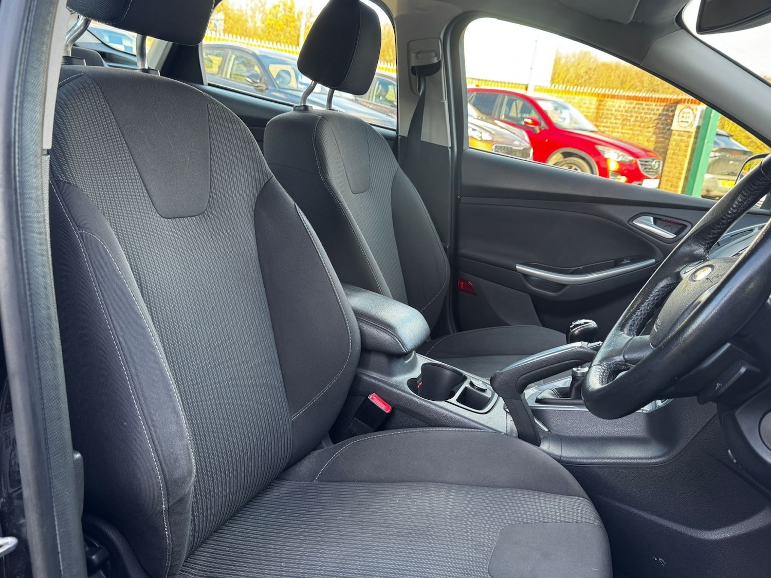 Used Ford Focus 2012 for sale - 77313904: Photo 11