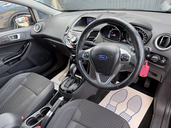 Used Ford Fiesta 2012 for sale - 76211808: Photo 9