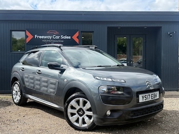 Used Citroen C4 Cactus 2017 for sale - 78608268: Photo