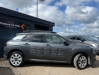Used Citroen C4 Cactus 2017 for sale - 78608268: Photo
