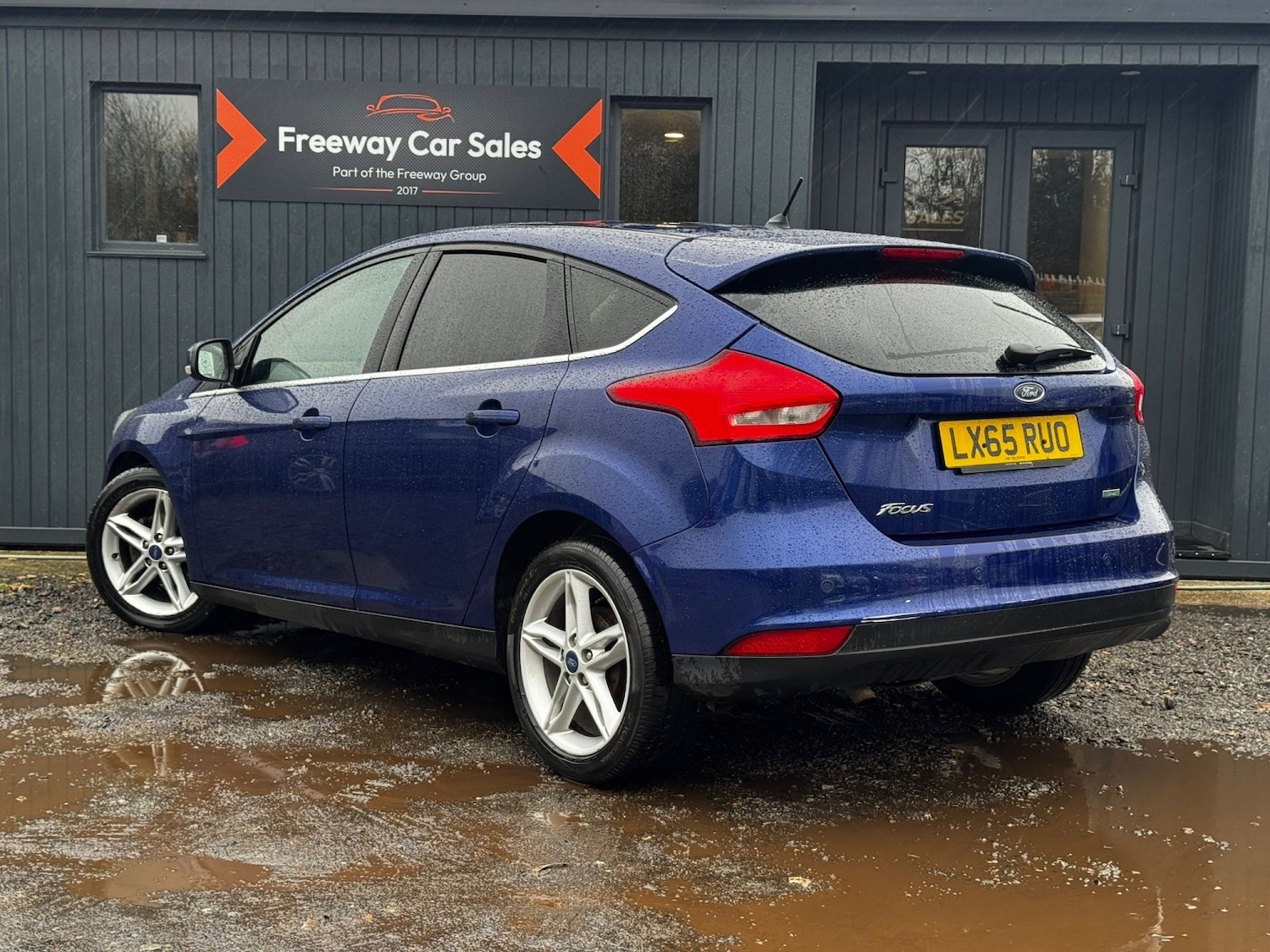 Used Ford Focus 2015 for sale - 77129478: Photo 4