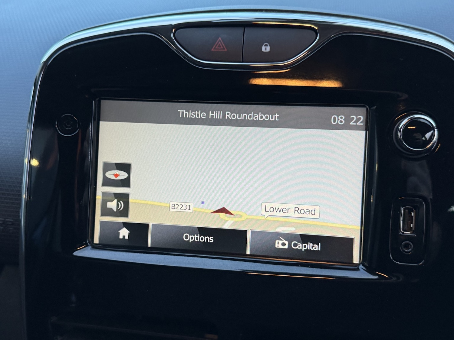 Used Renault Clio 2013 for sale - 76974330: Photo 13