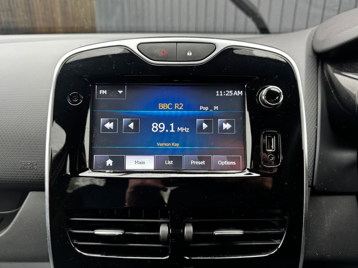 Used Renault Clio 2016 for sale - 77096945: Photo 13