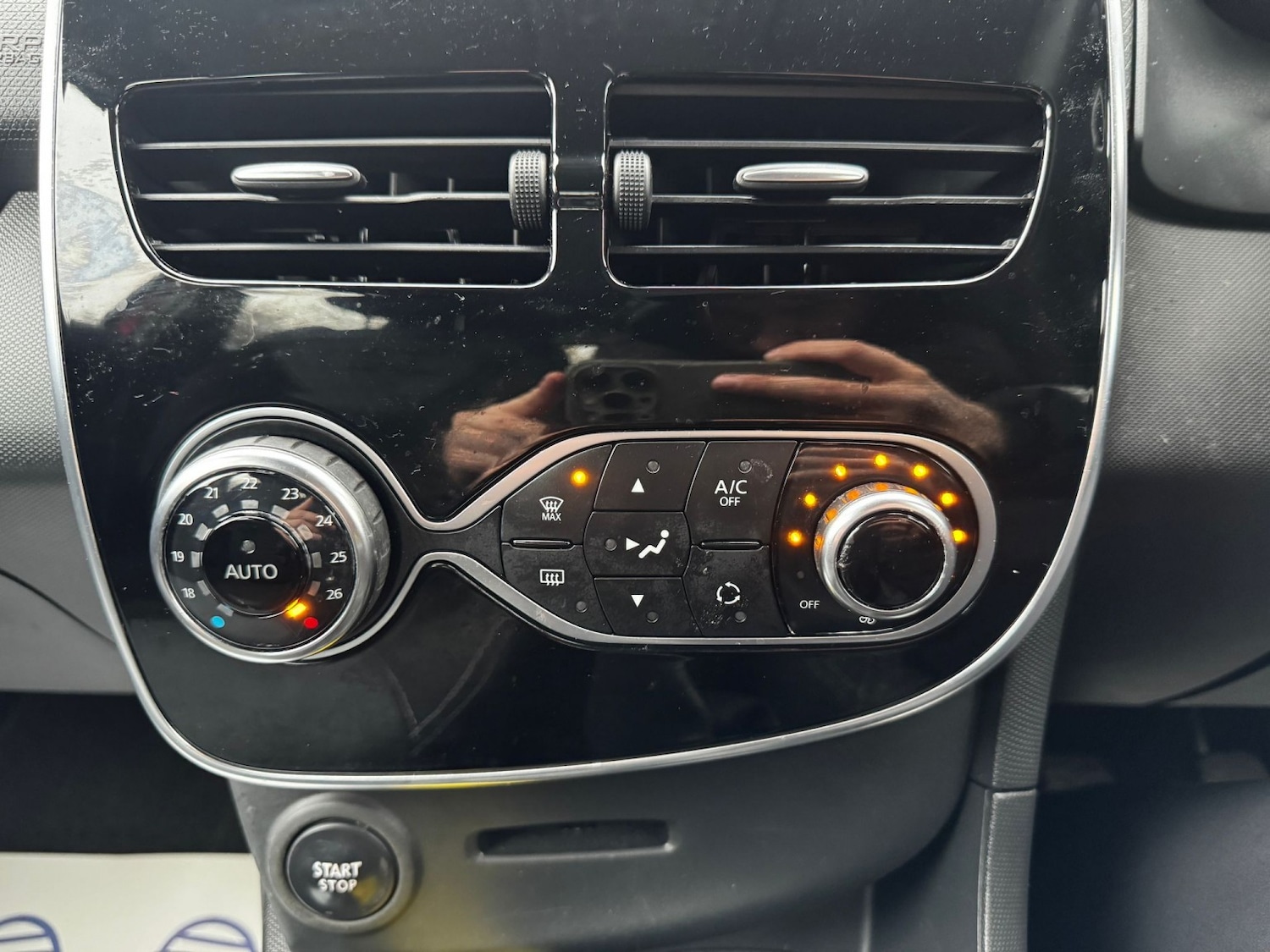 Used Renault Clio 2016 for sale - 77096945: Photo 15