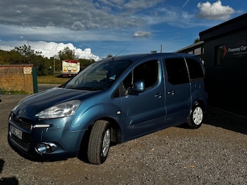 Used Peugeot Partner Tepee 2013 for sale - 75898486: Photo