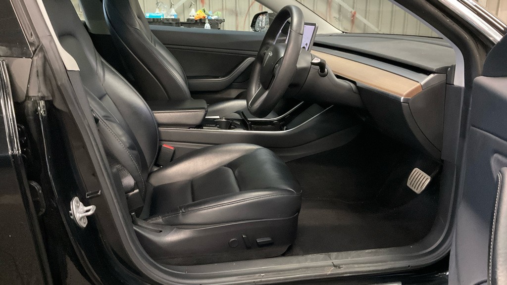 Used Tesla Model 3 2019 for sale - 78155369: Photo 5