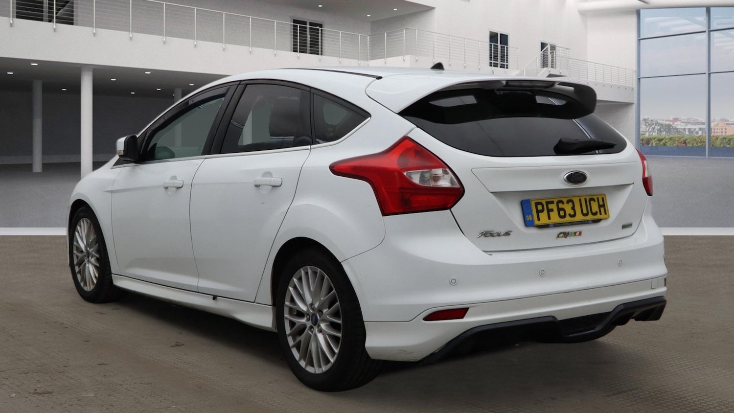 Used Ford Focus 2014 for sale - 77616393: Photo 2