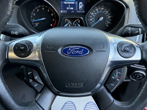 Used Ford Focus 2011 for sale - 76211806: Photo 11