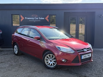 2011 - 1.6 Titanium Estate 5dr Petrol Powershift Euro 5 (125 ps)