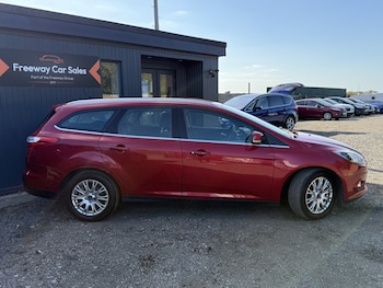 Used Ford Focus 2011 for sale - 76211806: Photo 3
