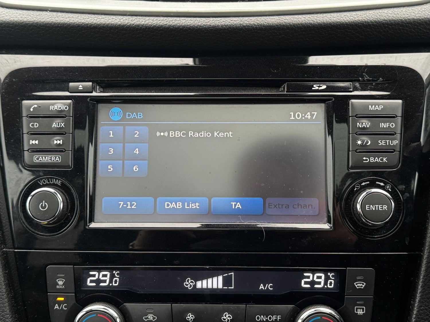 Used Nissan Qashqai 2015 for sale - 77107685: Photo 14