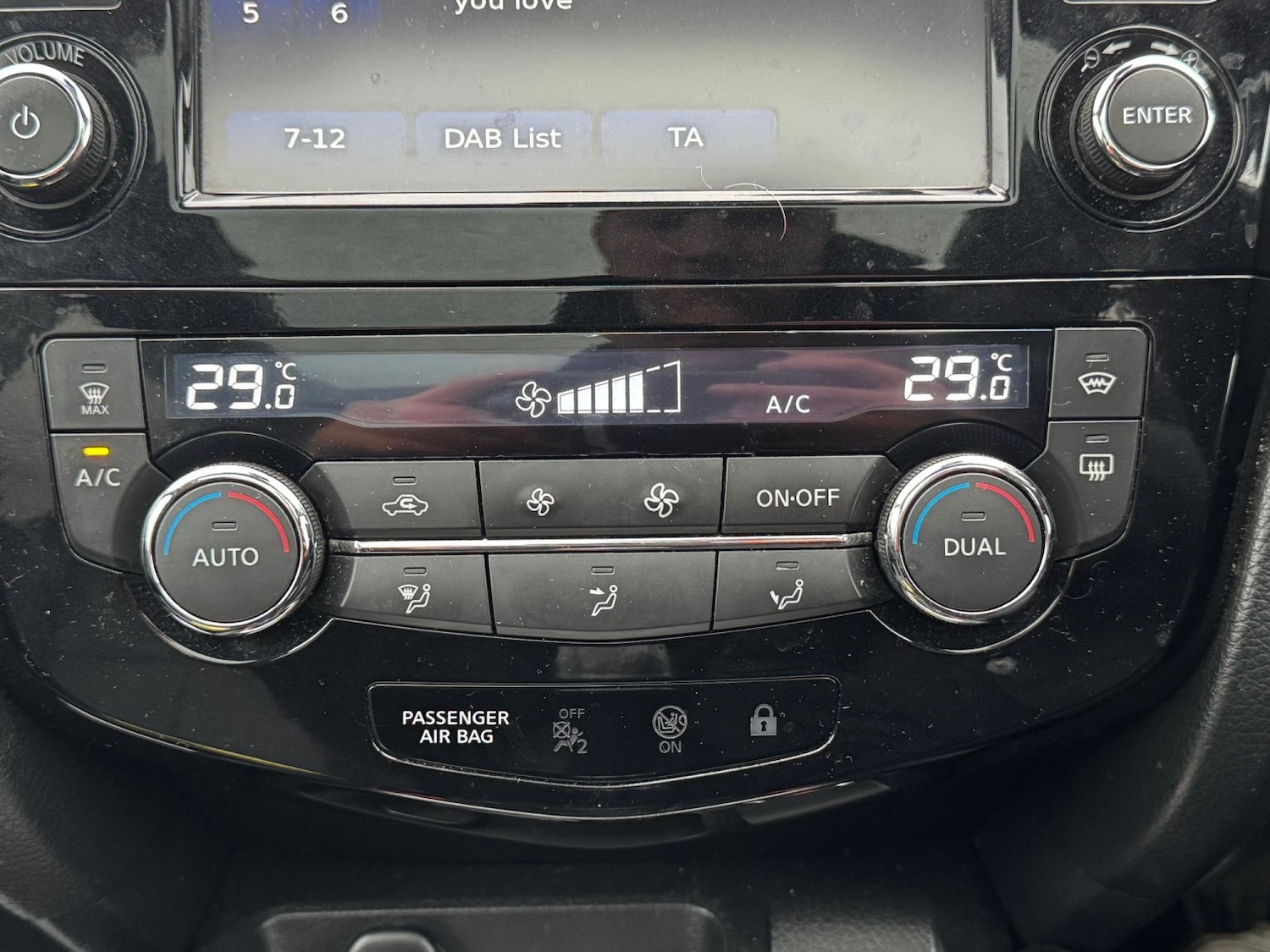 Used Nissan Qashqai 2015 for sale - 77107685: Photo 18