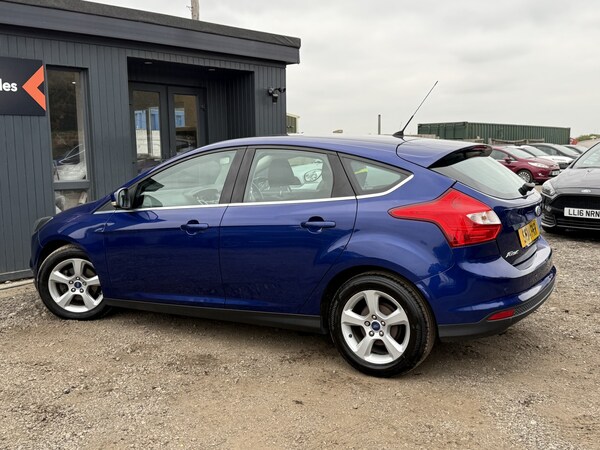 Used Ford Focus 2014 for sale - 76211935: Photo 3