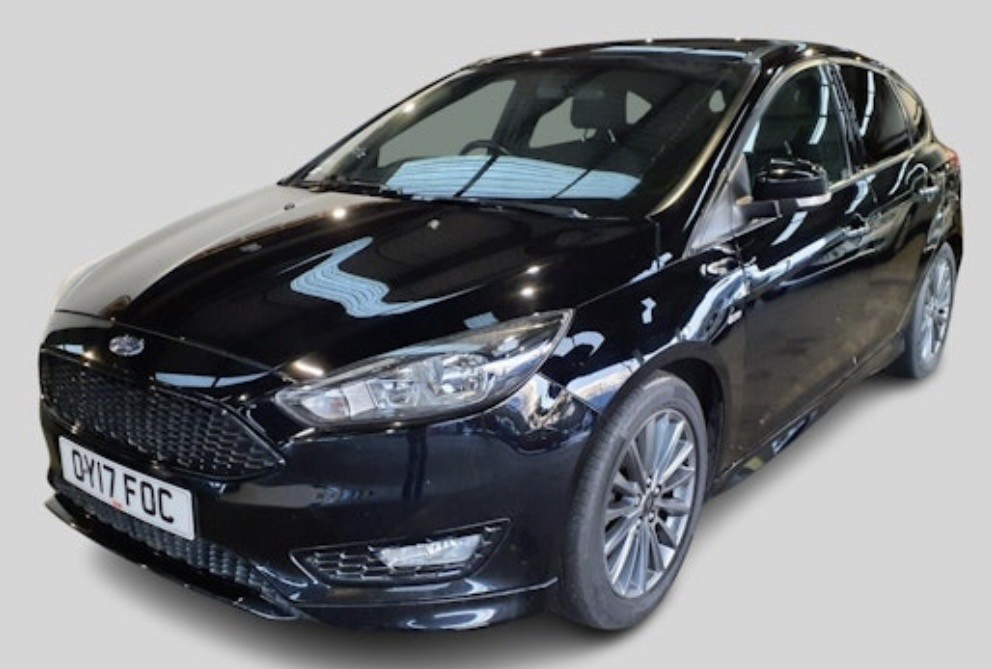 Used Ford Focus 2017 for sale - 76974339: Photo 2