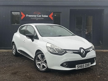 Used Renault Clio 2015 for sale - 75718356: Photo