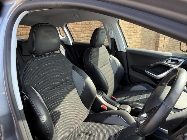 Used Peugeot 2008 2014 for sale - 75266629: Photo 9
