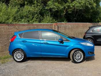 Used Ford Fiesta 2015 for sale - 74949672: Photo