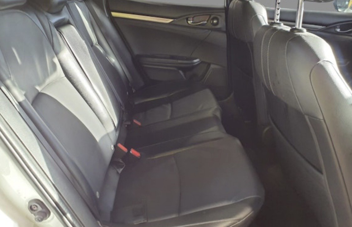 Used Honda Civic 2018 for sale - 77342588: Photo 9