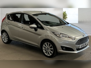 Used Ford Fiesta 2016 for sale - 79290381: Photo