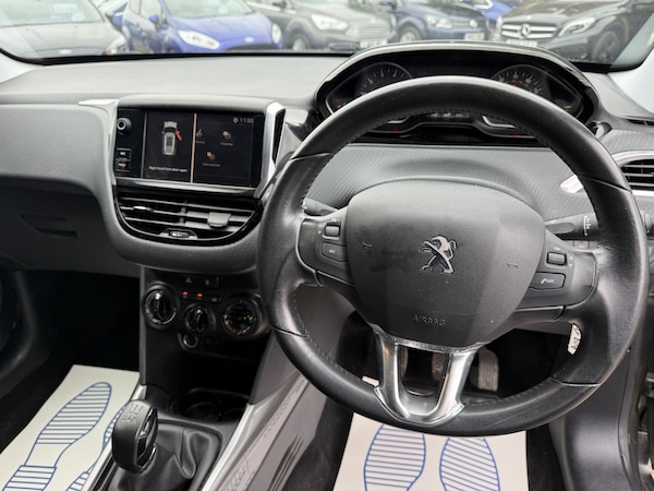 Used Peugeot 2008 2018 for sale - 76211863: Photo 11