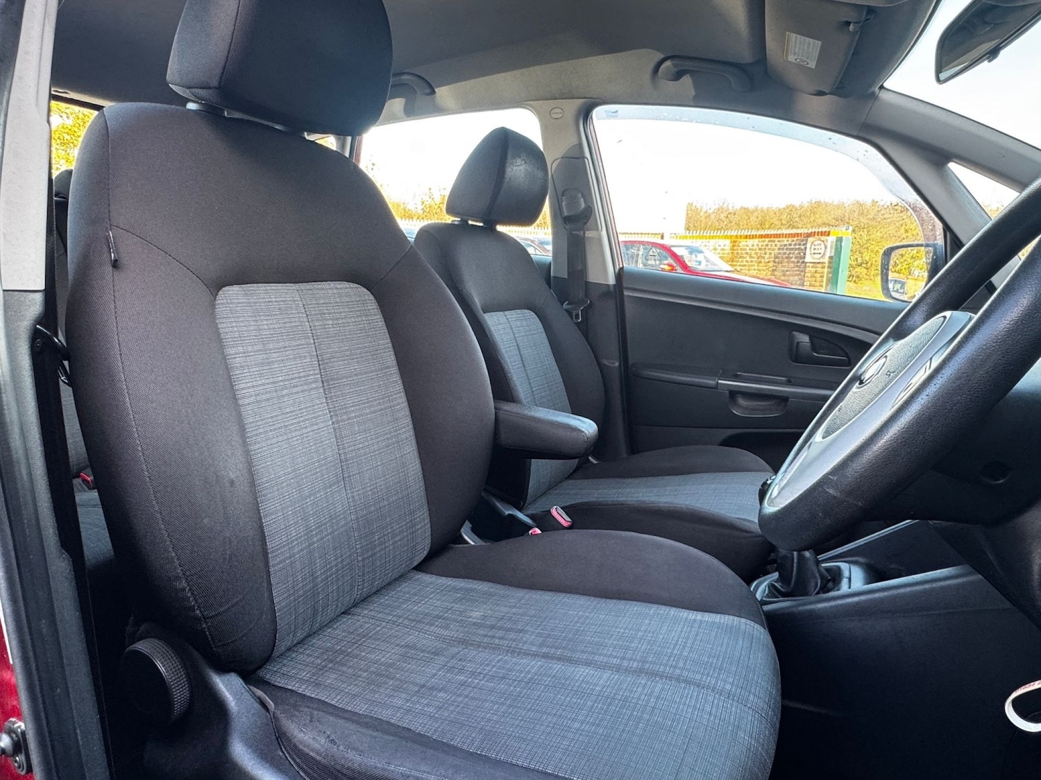 Used Kia Venga 2013 for sale - 76741386: Photo 10